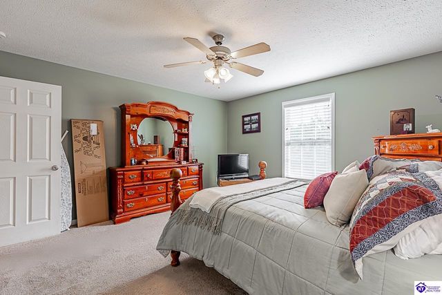 315 Cottrell Lane, Elizabethtown, KY 42701
