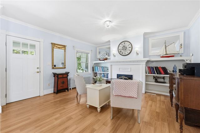 2906 E Elfinwild Rd, Hampton, PA 15101