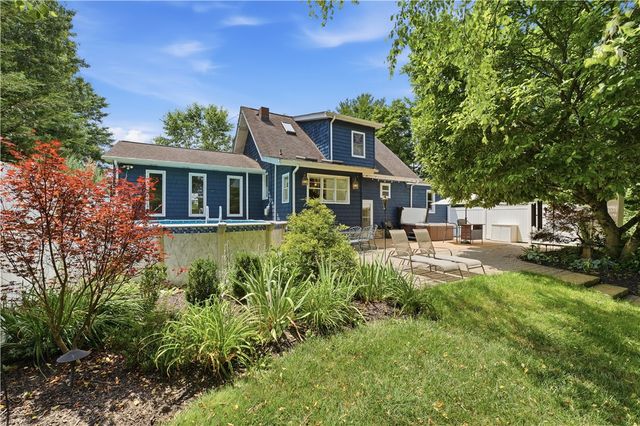 2906 E Elfinwild Rd, Hampton, PA 15101