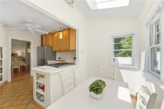 2906 E Elfinwild Rd, Hampton, PA 15101