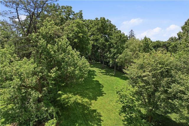 2906 E Elfinwild Rd, Hampton, PA 15101