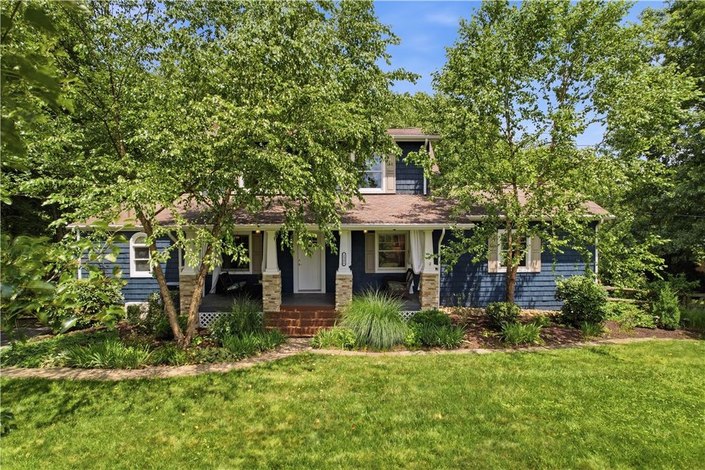 2906 E Elfinwild Rd, Hampton, PA 15101