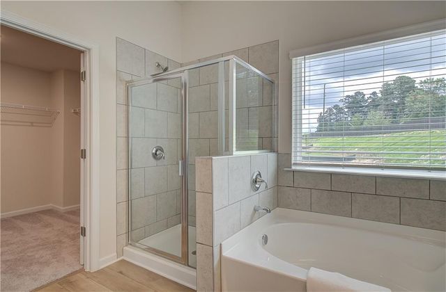 1837 Kingsmere Run Dr, Loganville, GA 30052