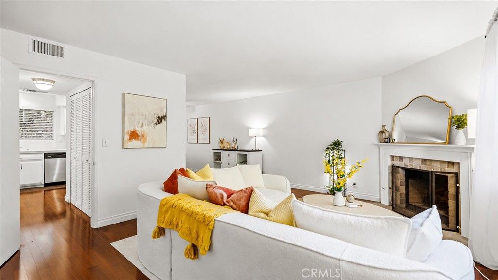 432 S Oak Knoll Avenue 4, Pasadena, CA 91101 — exterior