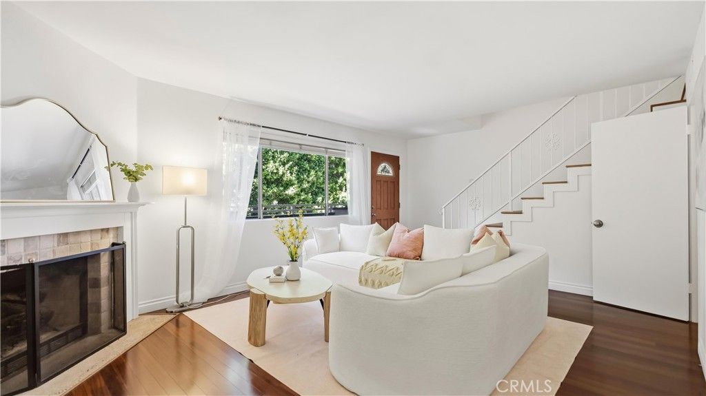 432 S Oak Knoll Avenue 4, Pasadena, CA 91101 — photo 4