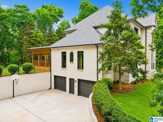 5609 RIDGEVIEW DRIVE, Trussville, AL 35173