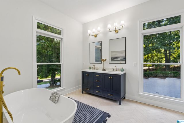 5609 RIDGEVIEW DRIVE, Trussville, AL 35173