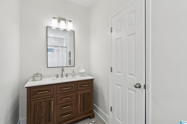 5609 RIDGEVIEW DRIVE, Trussville, AL 35173