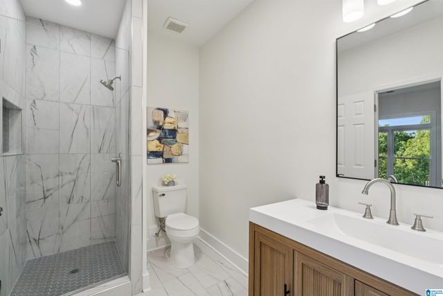 5609 RIDGEVIEW DRIVE, Trussville, AL 35173