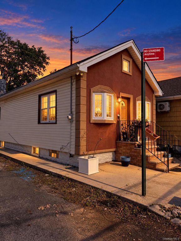 5 Matthews Place, Brooklyn, NY 11236 — photo 2