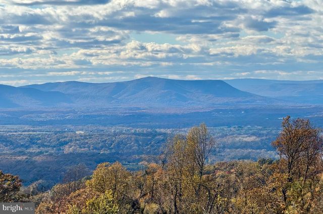 4 LEE DRIVE, Linden, VA 22642