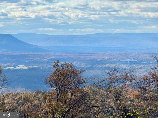 4 LEE DRIVE, Linden, VA 22642