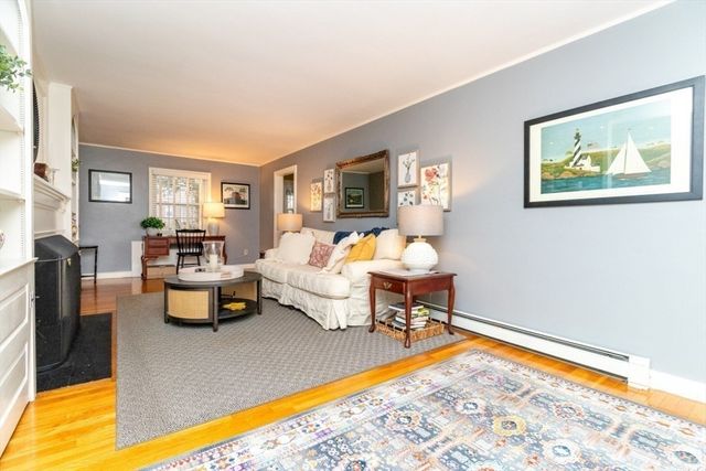 484 Brook Rd, Milton, MA 02186