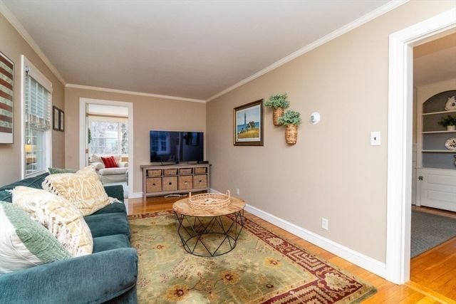 484 Brook Rd, Milton, MA 02186