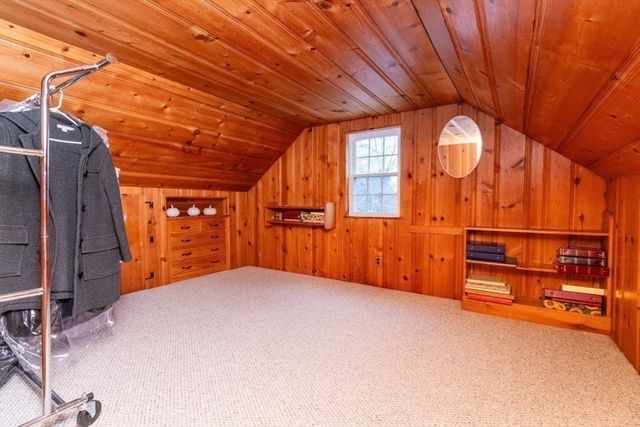 484 Brook Rd, Milton, MA 02186