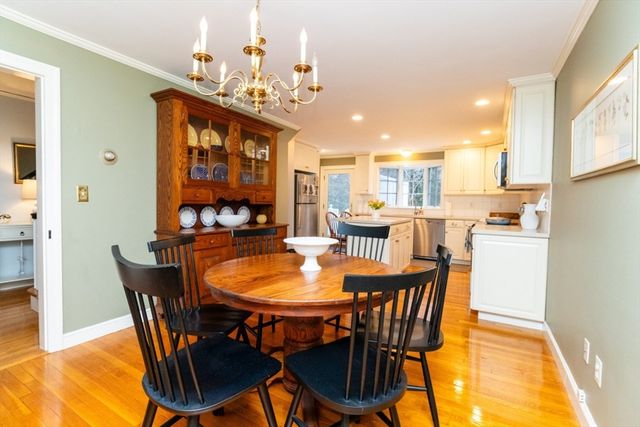 484 Brook Rd, Milton, MA 02186