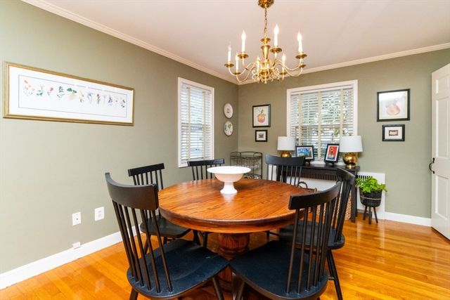 484 Brook Rd, Milton, MA 02186