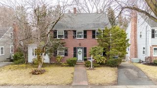 484 Brook Rd, Milton, MA 02186
