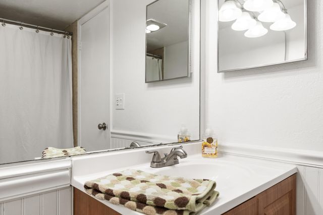 4851 NW 21st Street 203, Lauderhill, FL 33313
