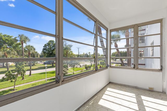4851 NW 21st Street 203, Lauderhill, FL 33313