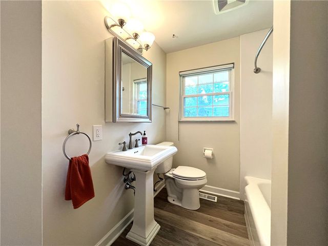 155 McCraw Drive, Englewood, OH 45322