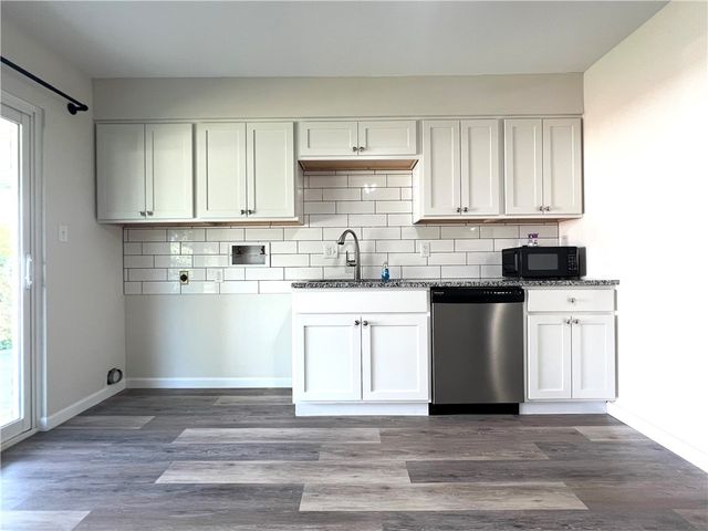 155 McCraw Drive, Englewood, OH 45322