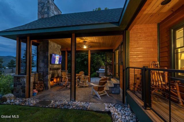 44 Christiana Court, Lake George, NY 12845