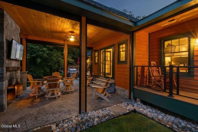 44 Christiana Court, Lake George, NY 12845