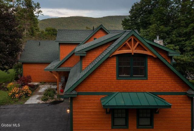 44 Christiana Court, Lake George, NY 12845