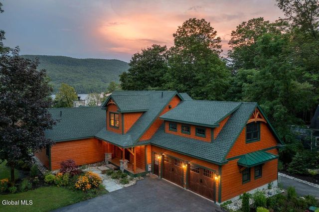 44 Christiana Court, Lake George, NY 12845