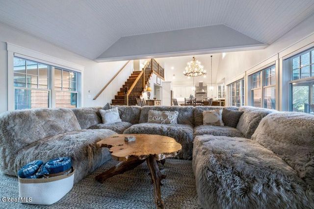 44 Christiana Court, Lake George, NY 12845