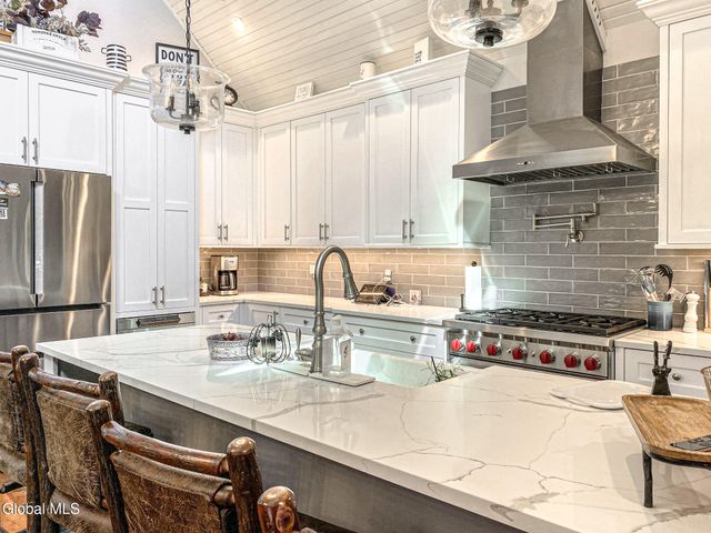 44 Christiana Court, Lake George, NY 12845