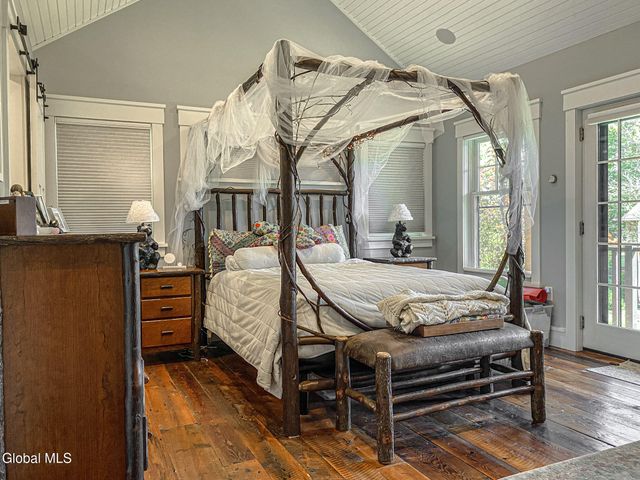 44 Christiana Court, Lake George, NY 12845