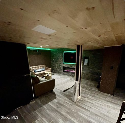 44 Christiana Court, Lake George, NY 12845