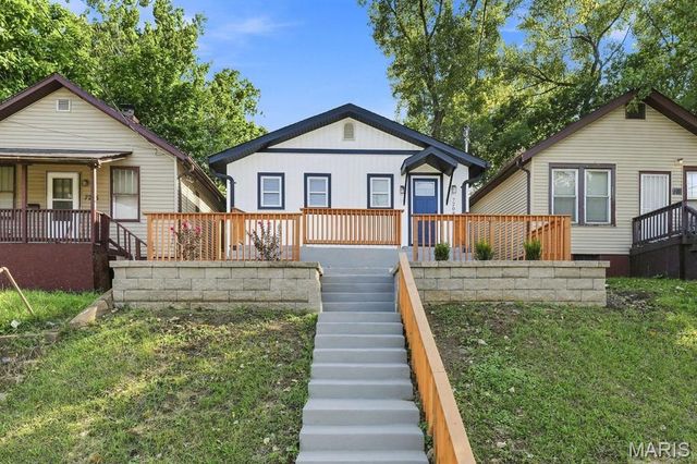 7208 Page Avenue, Pagedale, MO 63133