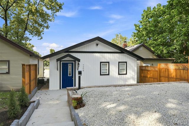 7208 Page Avenue, Pagedale, MO 63133