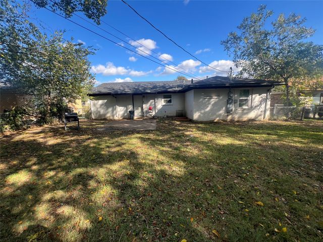 1722 Proctor Drive, Grand Prairie, TX 75051