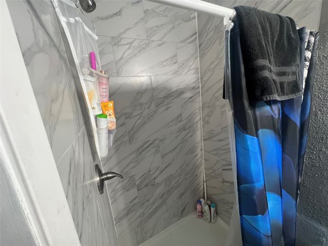 1722 Proctor Drive, Grand Prairie, TX 75051