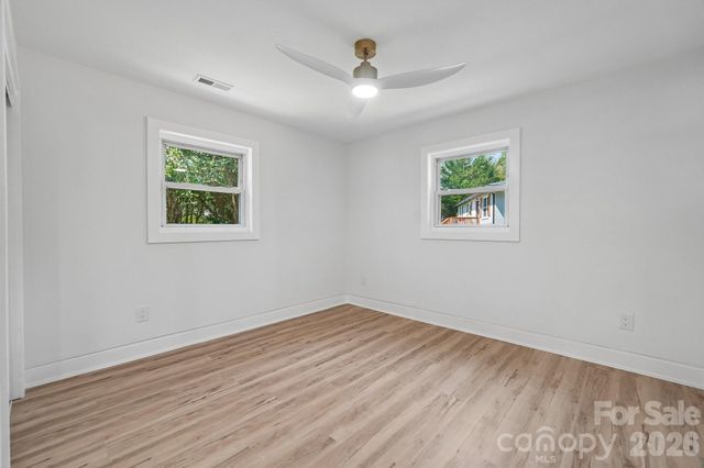 539 Frank Drive, Charlotte, NC 28215