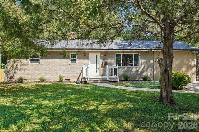 539 Frank Drive, Charlotte, NC 28215