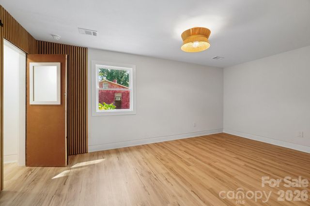 539 Frank Drive, Charlotte, NC 28215