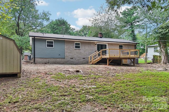 539 Frank Drive, Charlotte, NC 28215
