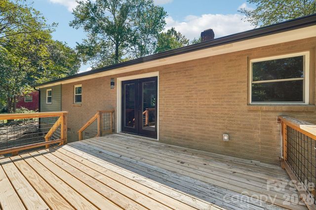 539 Frank Drive, Charlotte, NC 28215