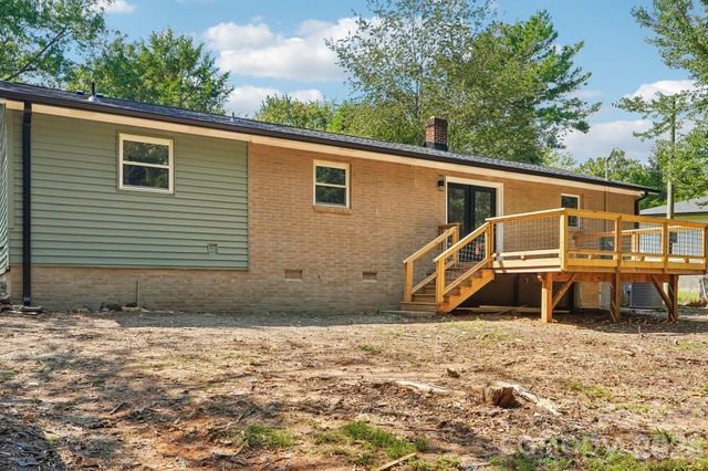 539 Frank Drive, Charlotte, NC 28215