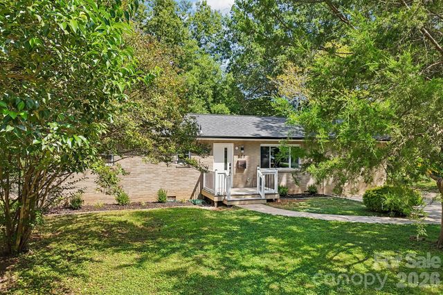 539 Frank Drive, Charlotte, NC 28215