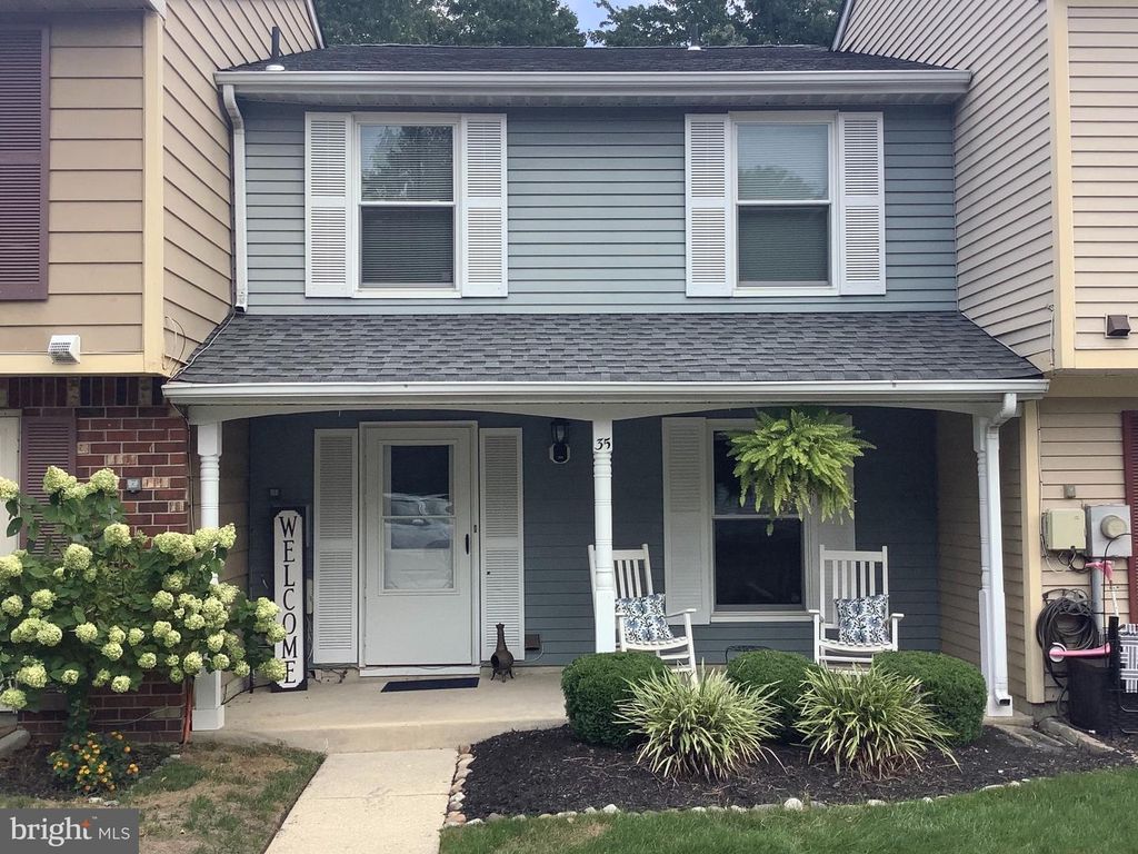 35 WATERVIEW CT, Marlton, NJ 08053