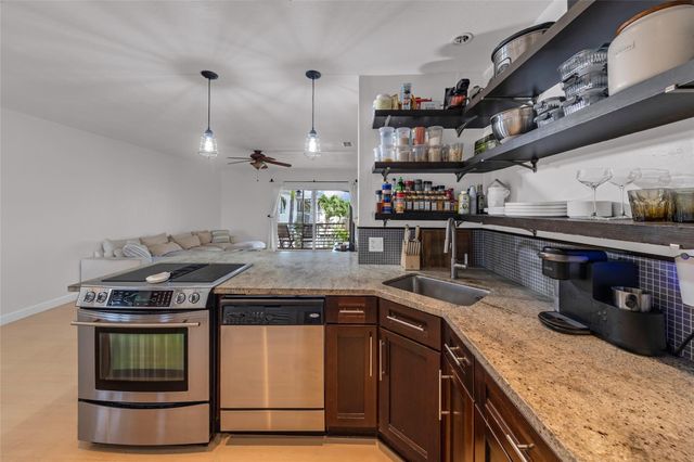 1535 SE 15th St 305, Fort Lauderdale, FL 33316