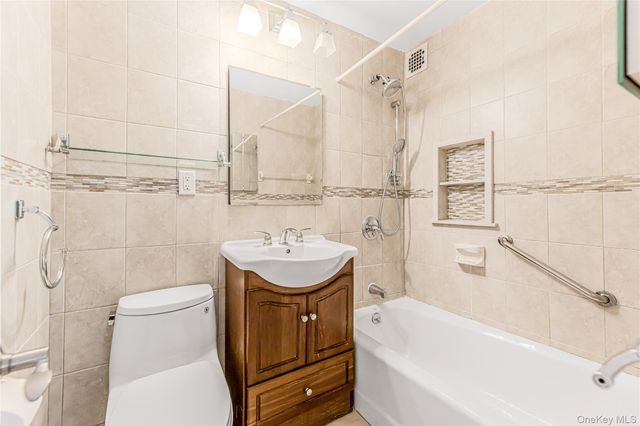 3215 Arlington Avenue 3E, Bronx, NY 10463