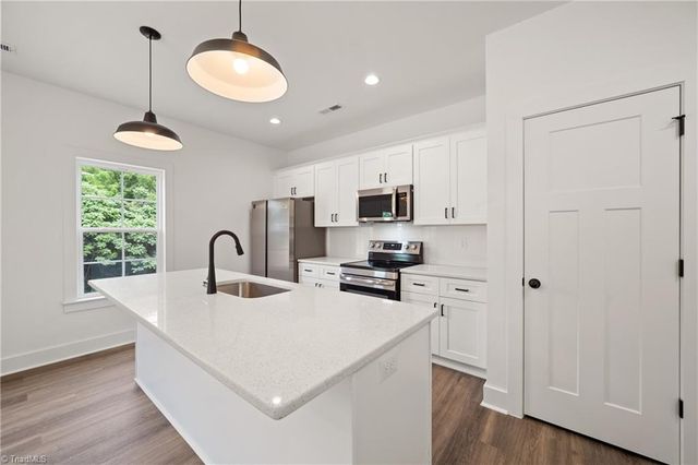 1661 Ralee Drive, Winston-salem, NC 27127