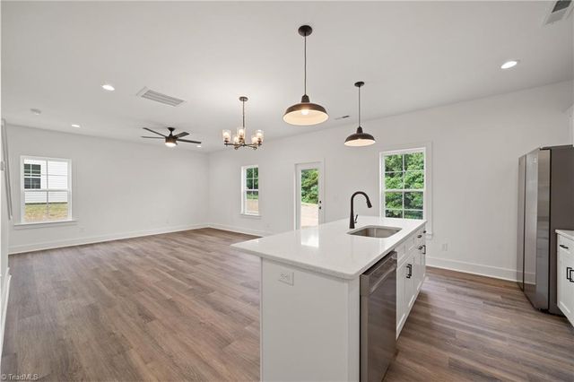 1661 Ralee Drive, Winston-salem, NC 27127